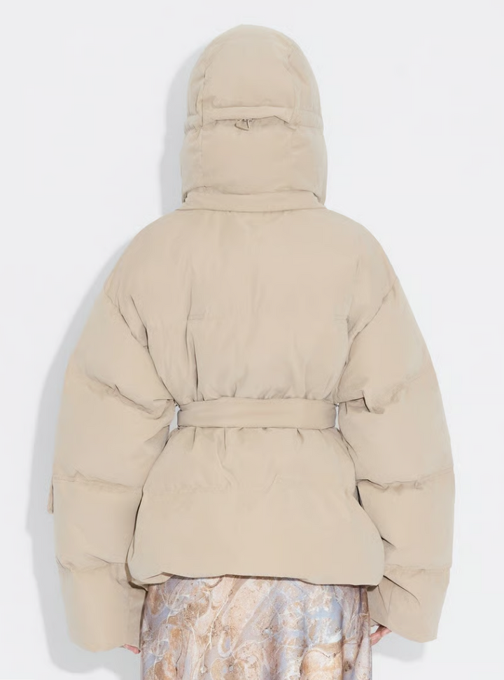 Steilia Brushed Down