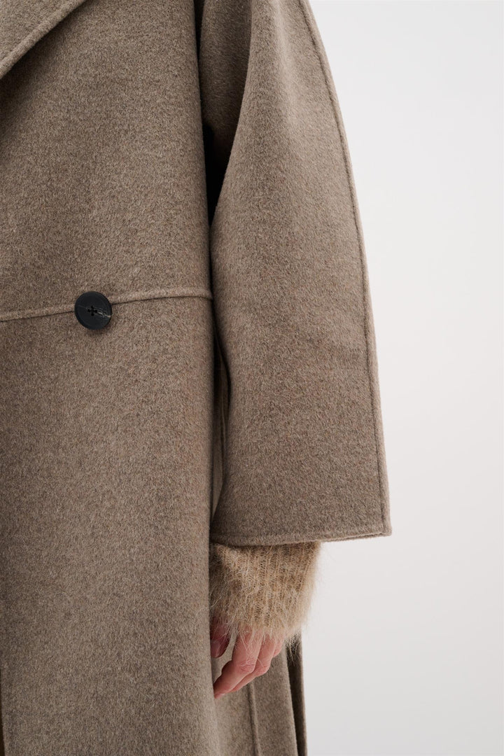 Yillaiw Long Coat