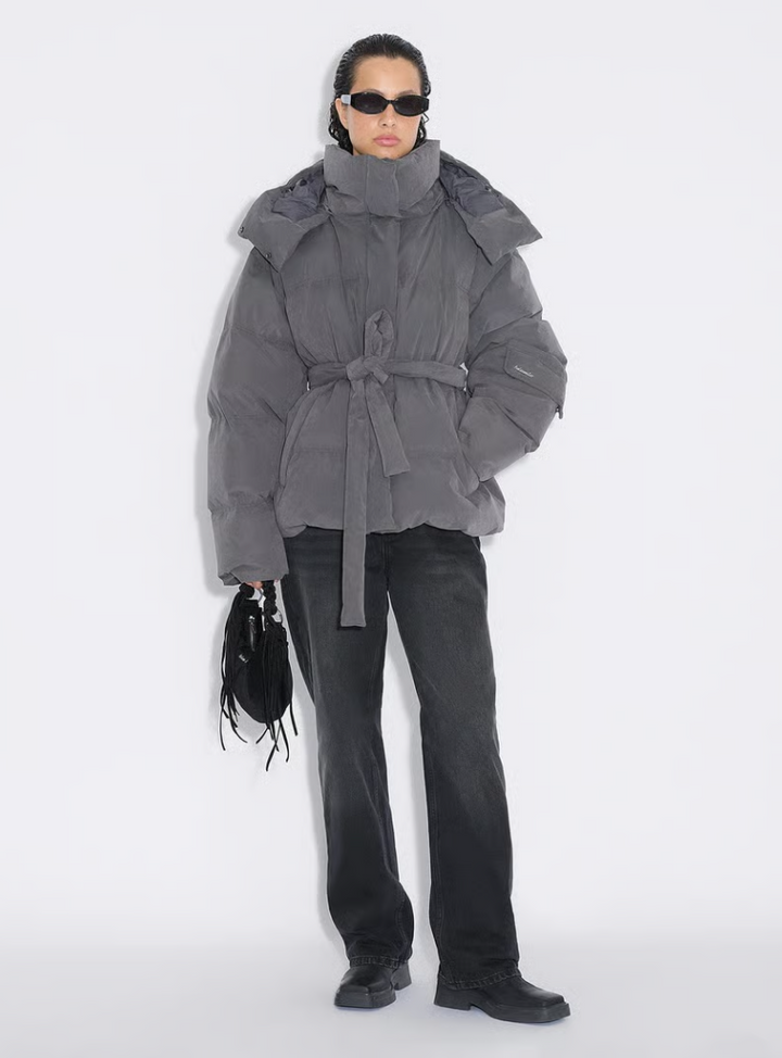 Steilia Brushed Down