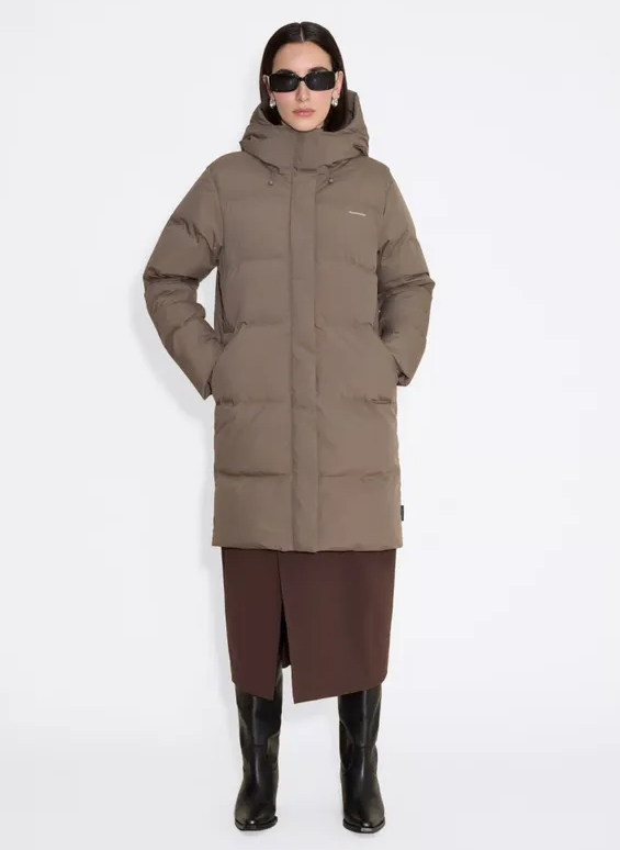 Loen Down Jacket