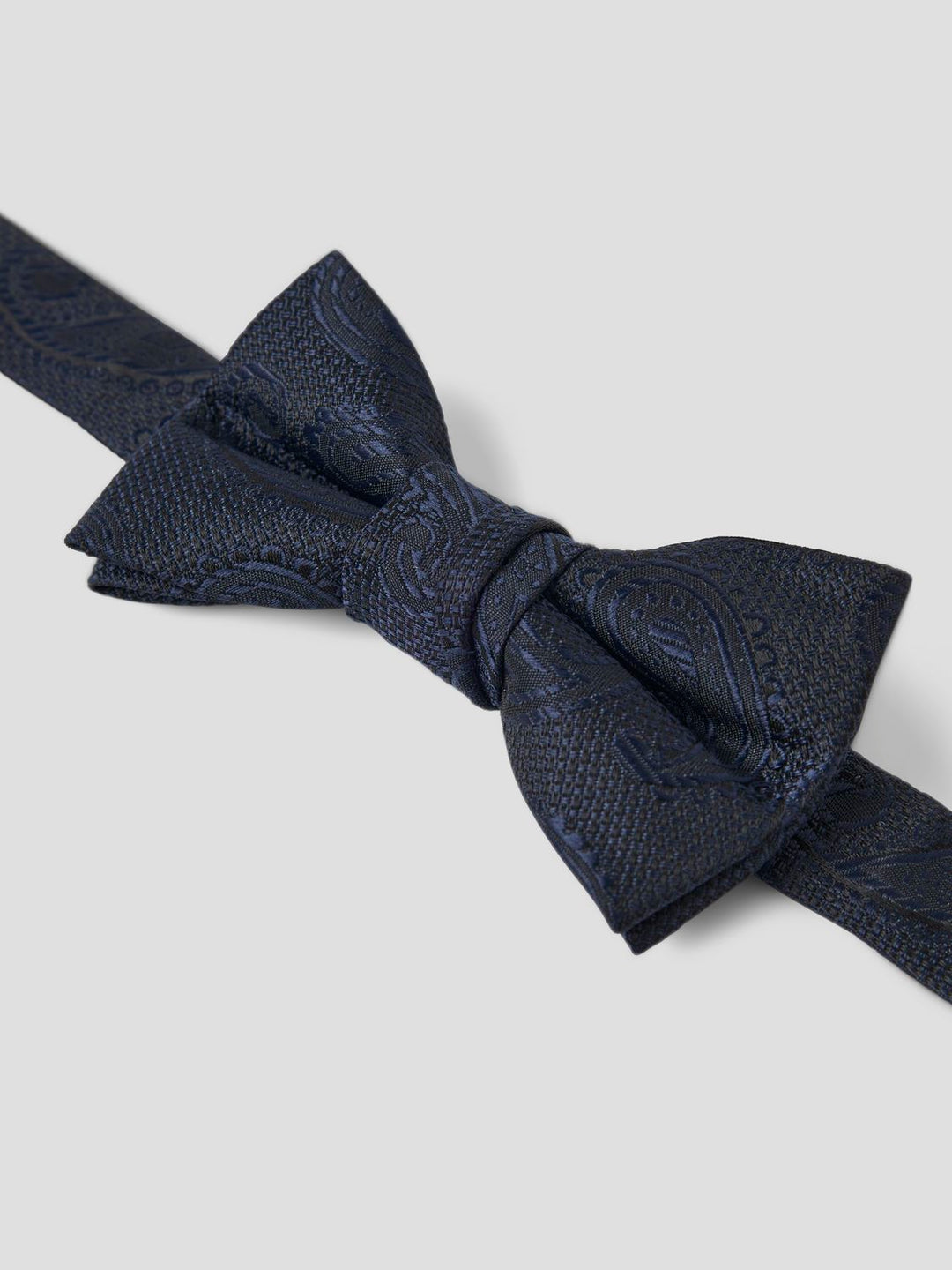 NMMROLLO BOWTIE