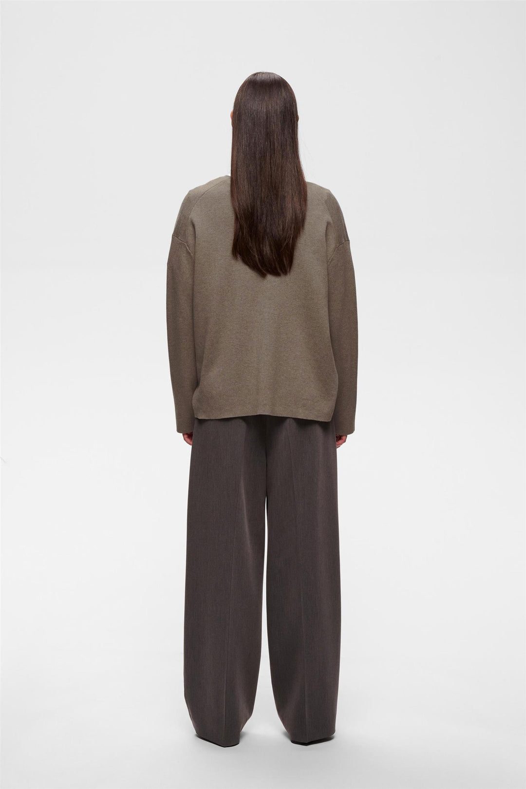 Tildaiw V-Neck