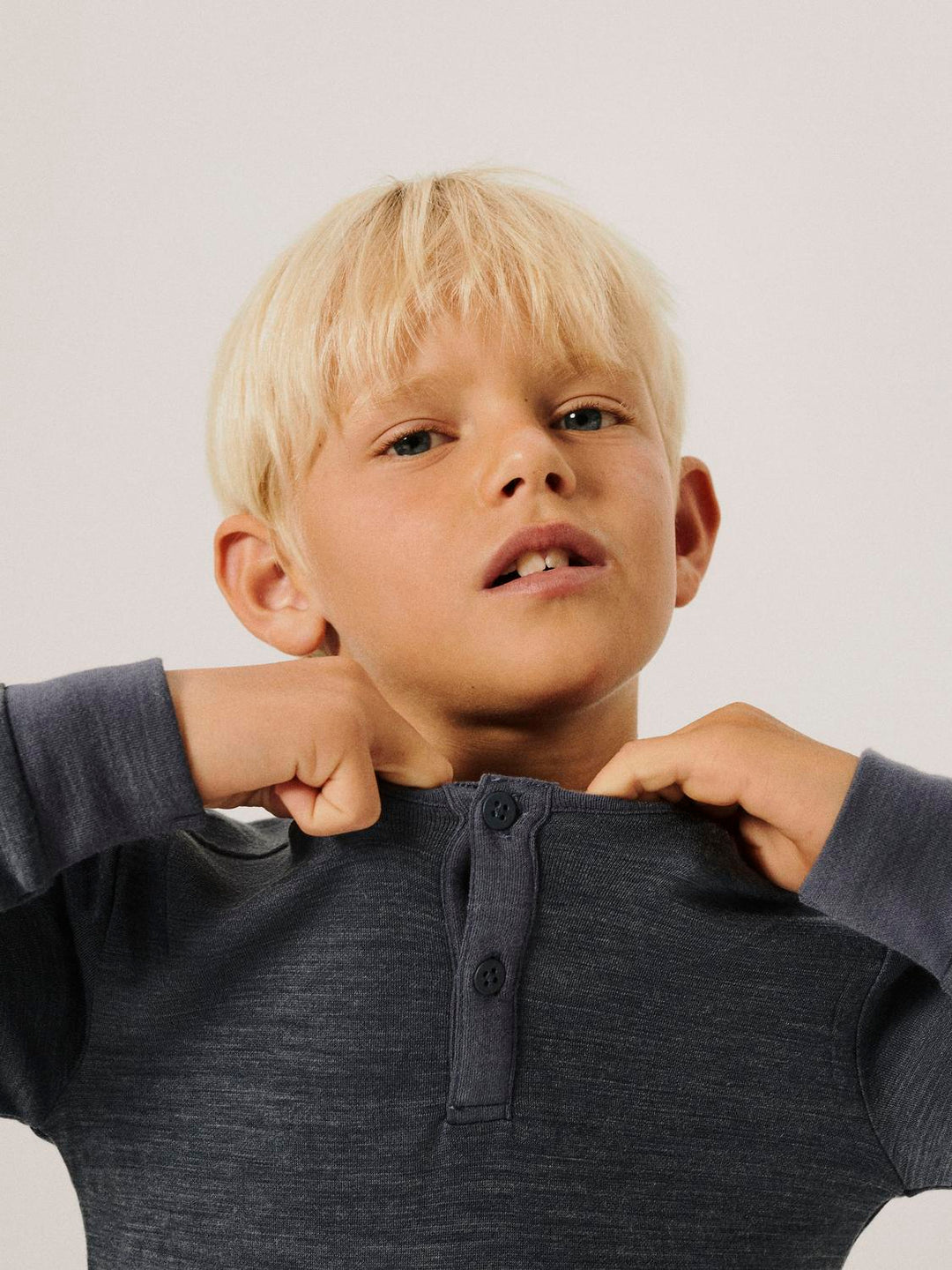 NKMWYLA ULL/VISCOSE GENSER