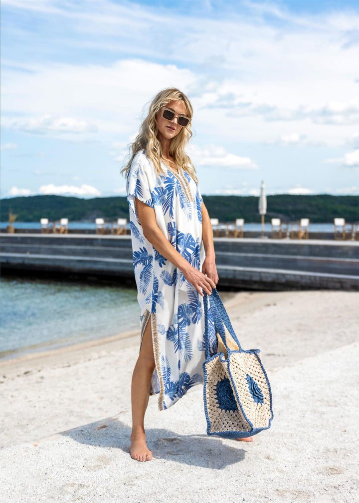 Raffia Flower Bag