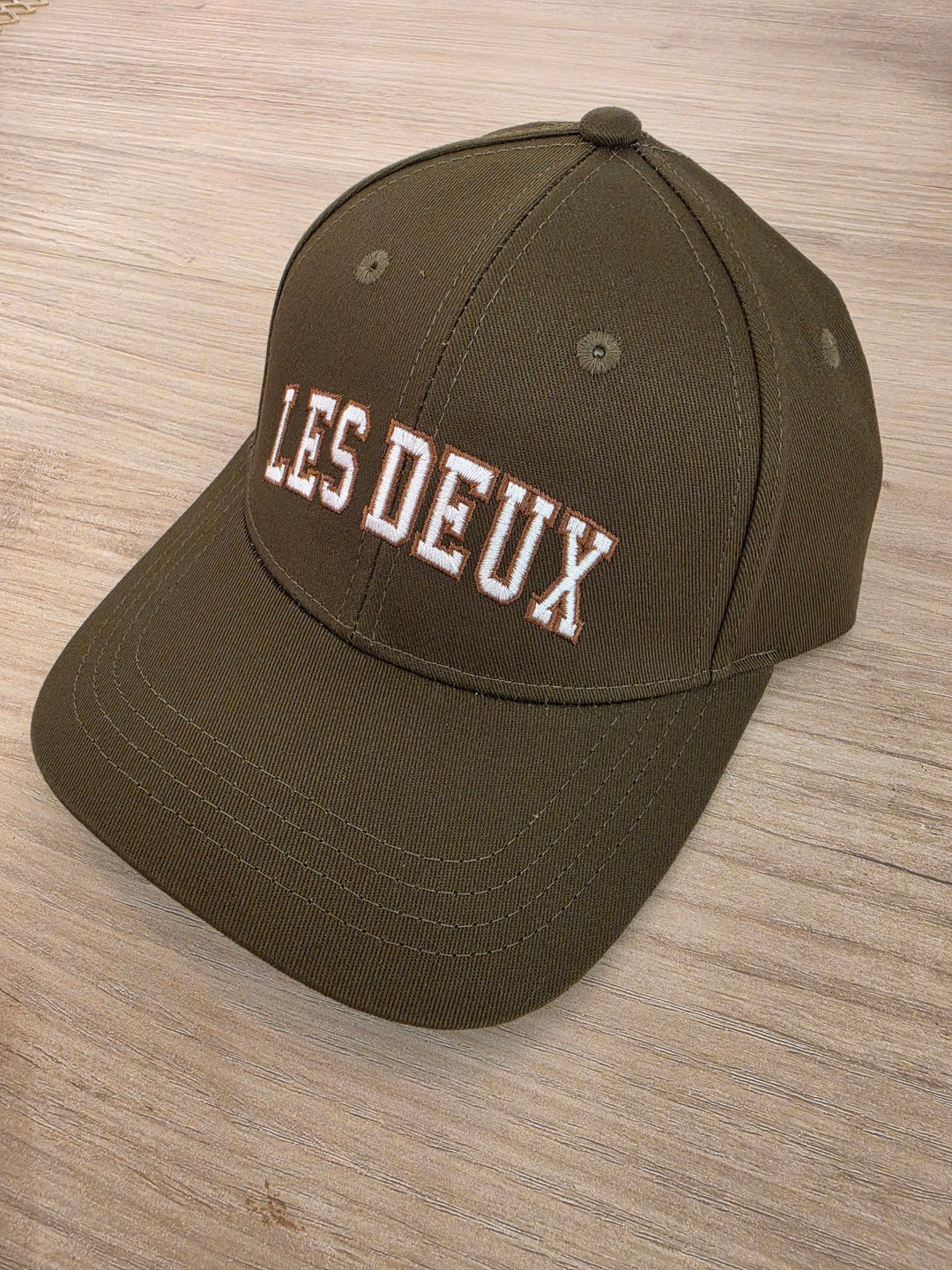 COLLEGE BASEBALL CAP