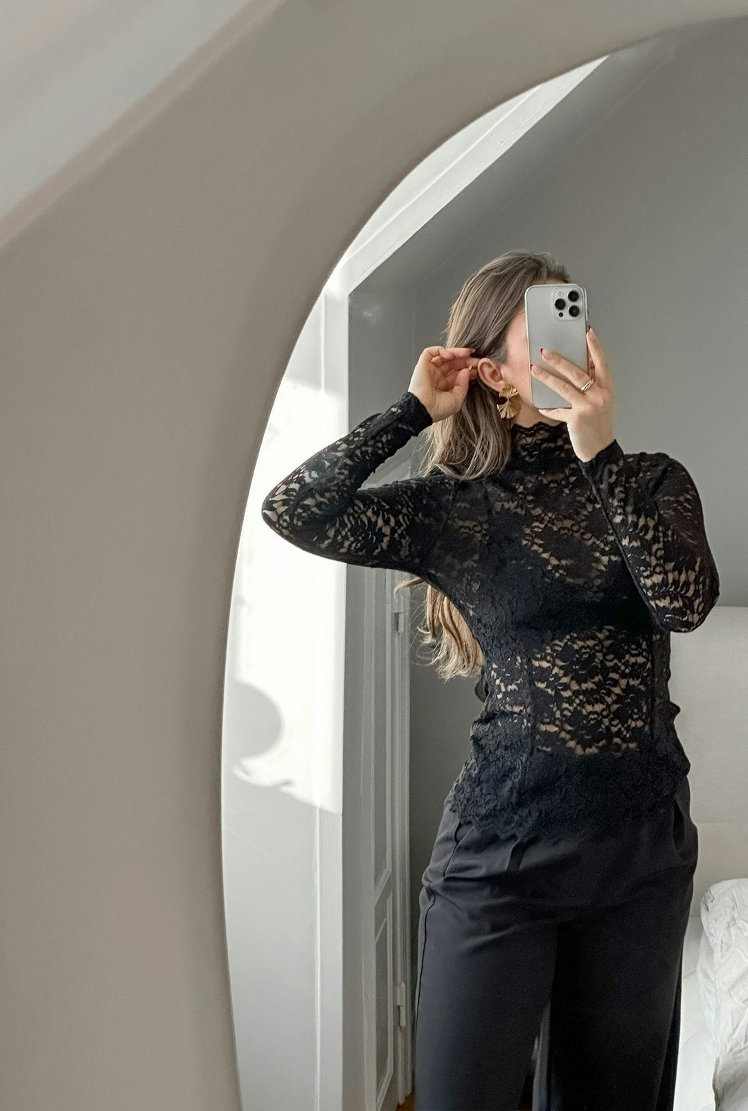 Liza Laceflower Blouse