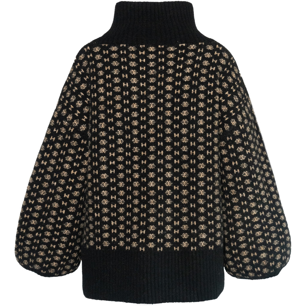 LOGO Sweater