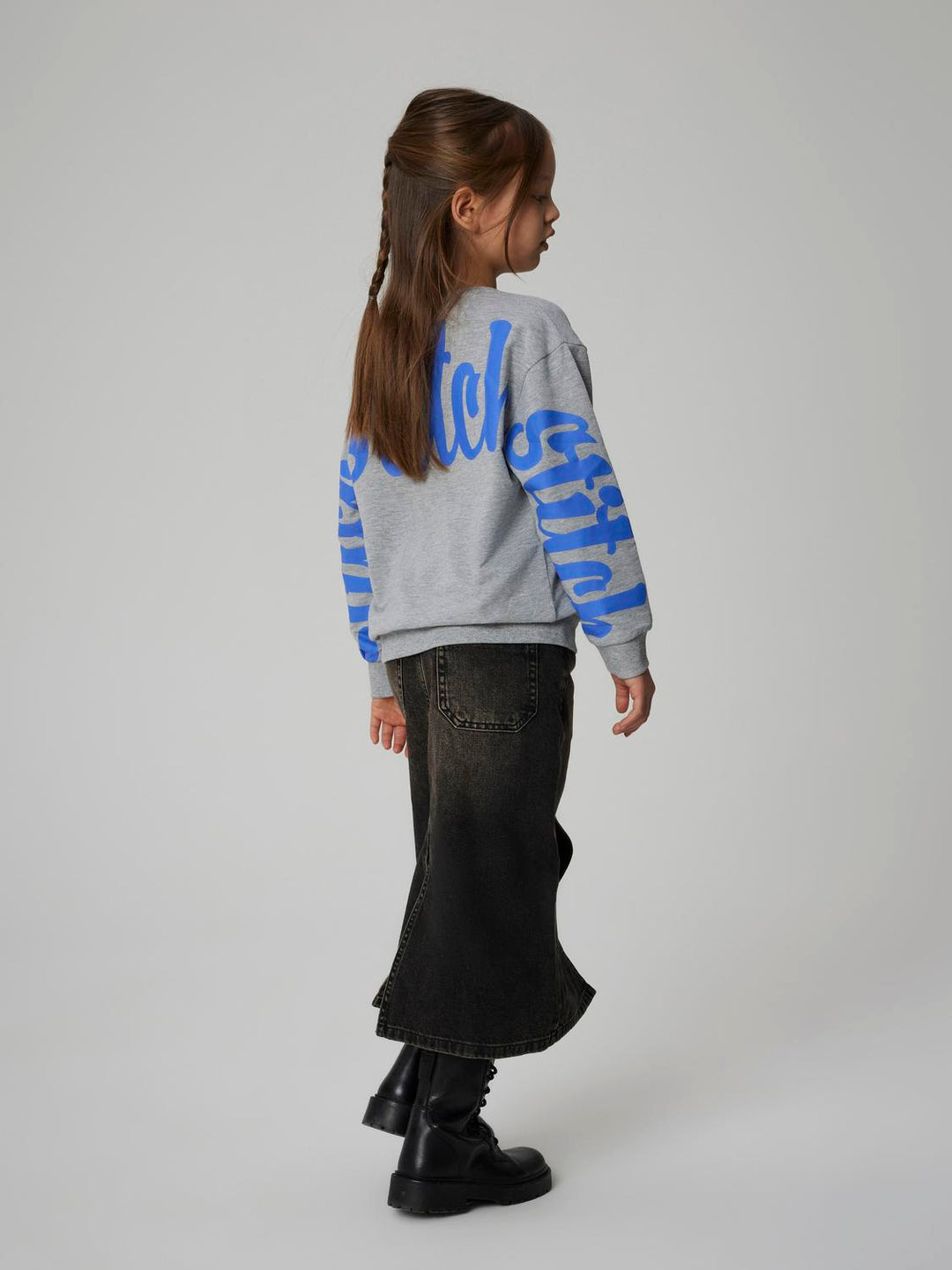 NKFAKIRA STITCH GENSER