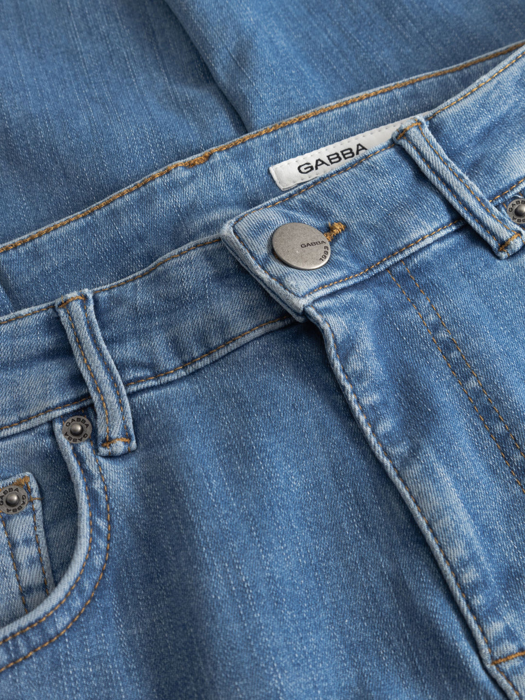 Jones Dhera Jeans