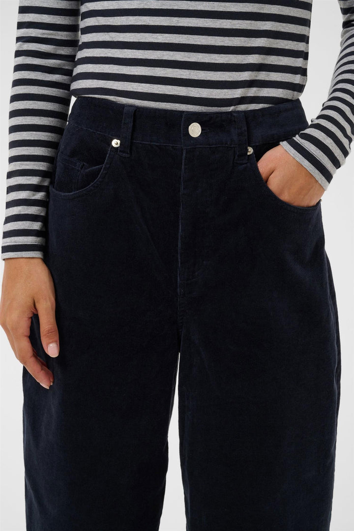 Adelenapw Jeans