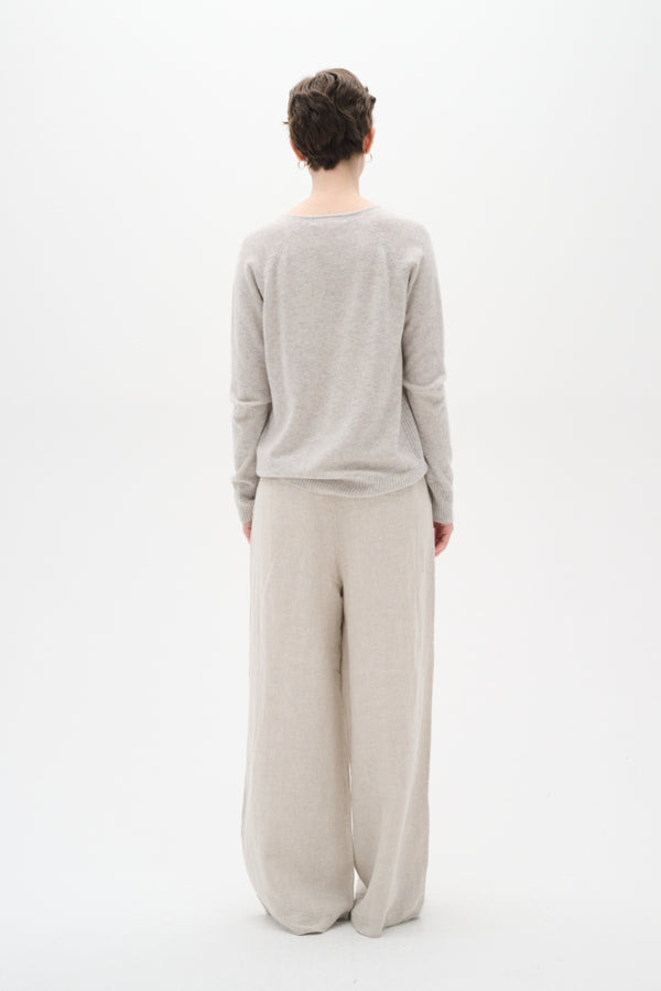 Lukka V-Neck Pullover