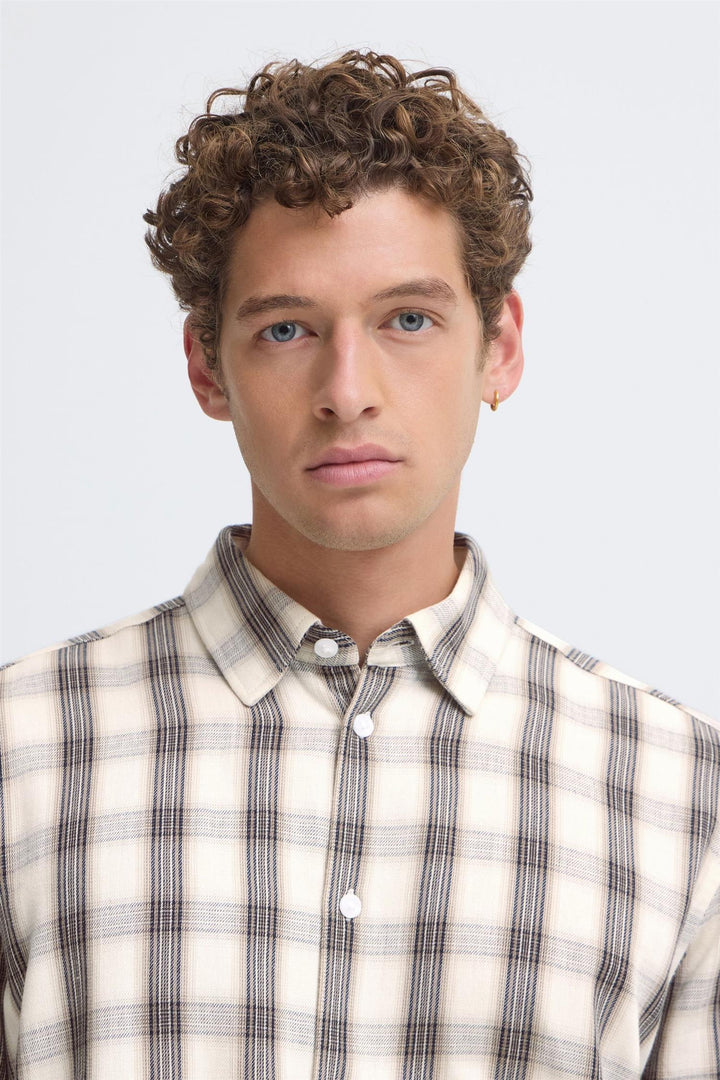 Cfalvar Checked Shirt