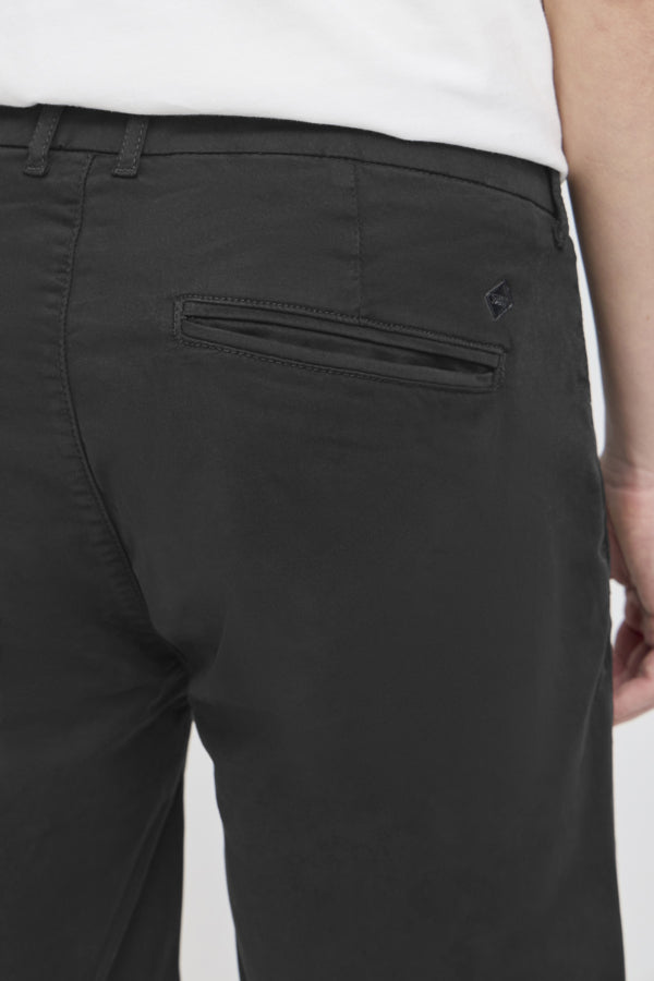 CFALLAN chino shorts