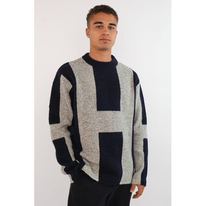 Isak Sweater