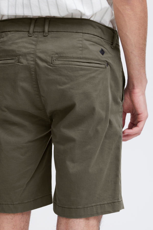 CFALLAN chino shorts