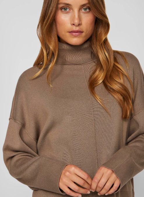 ViOstria Rollneck L/s Knit Top