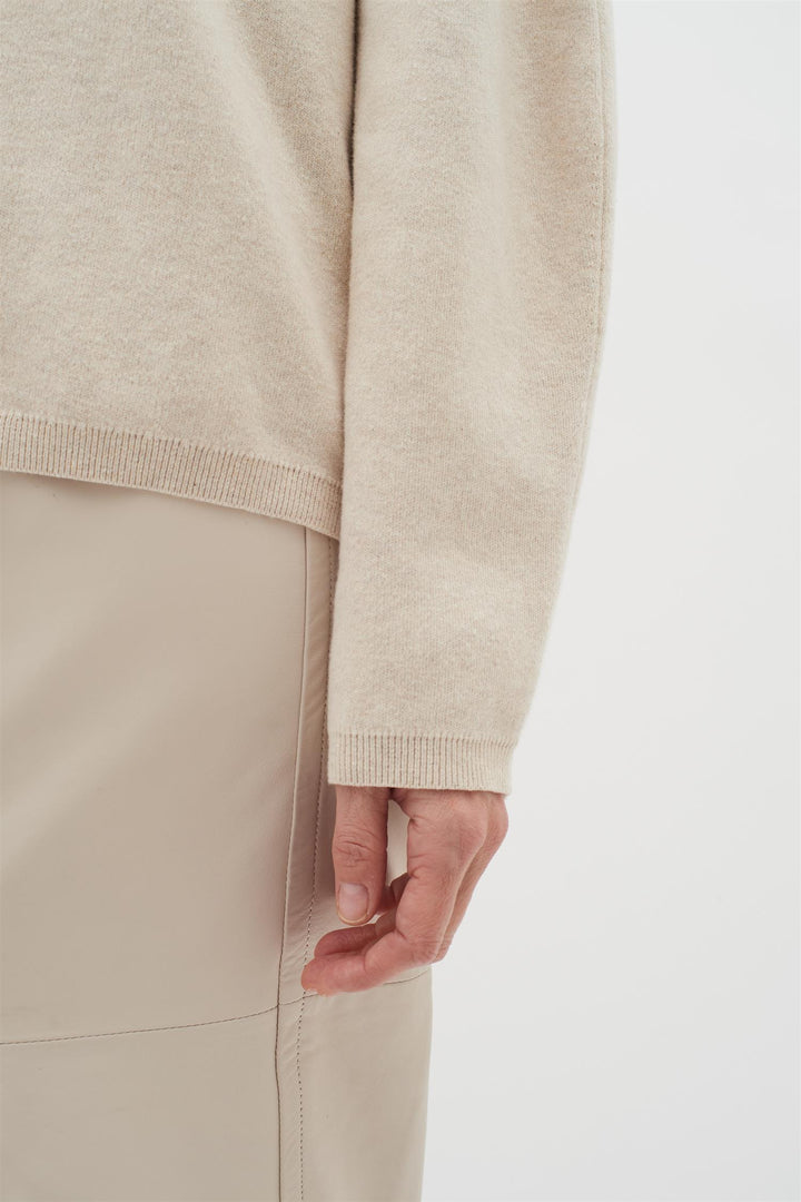 Kayllaiw Pullover