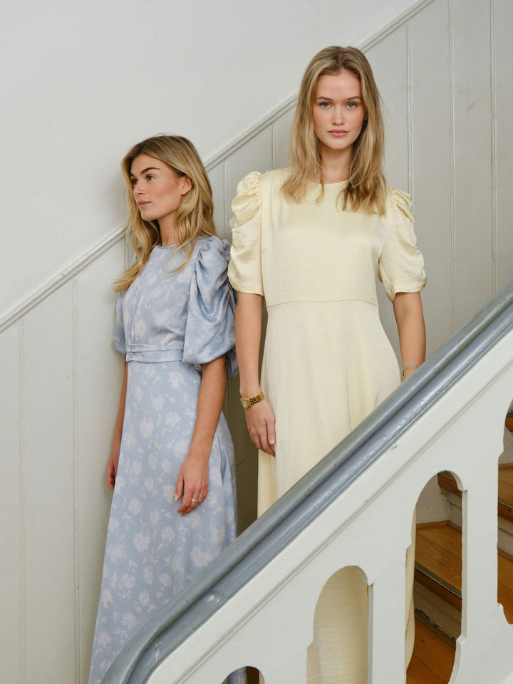 Benuti Solid Dress