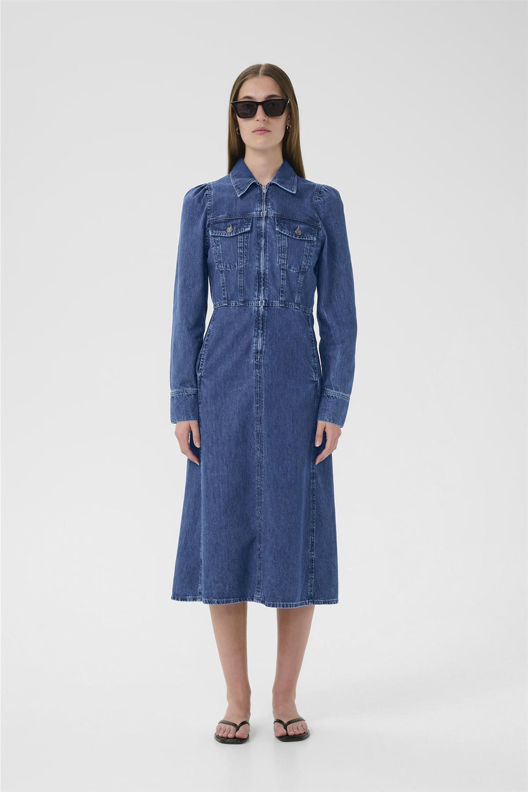Naavaiw Dress