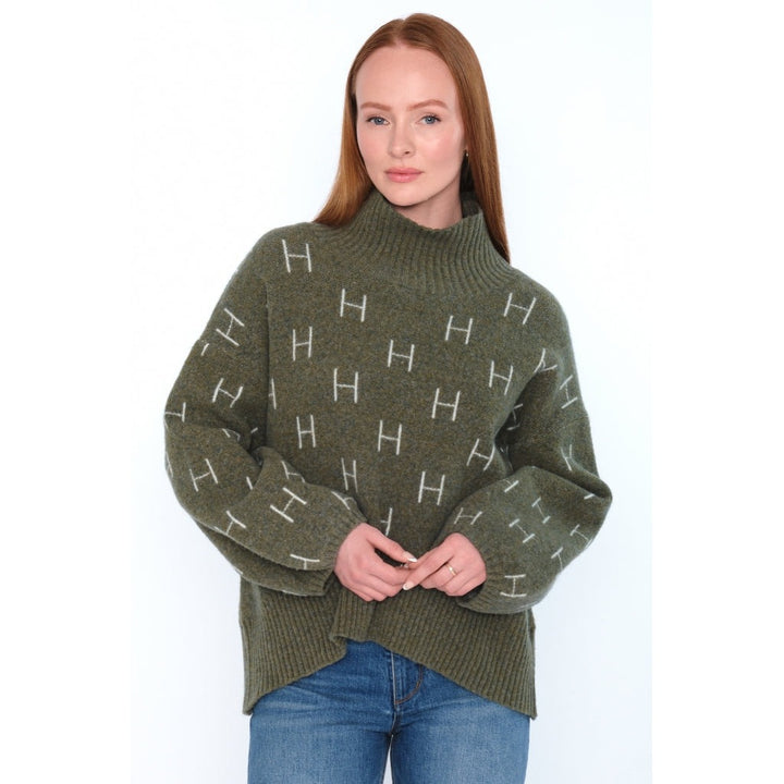 FAM Short Sweater