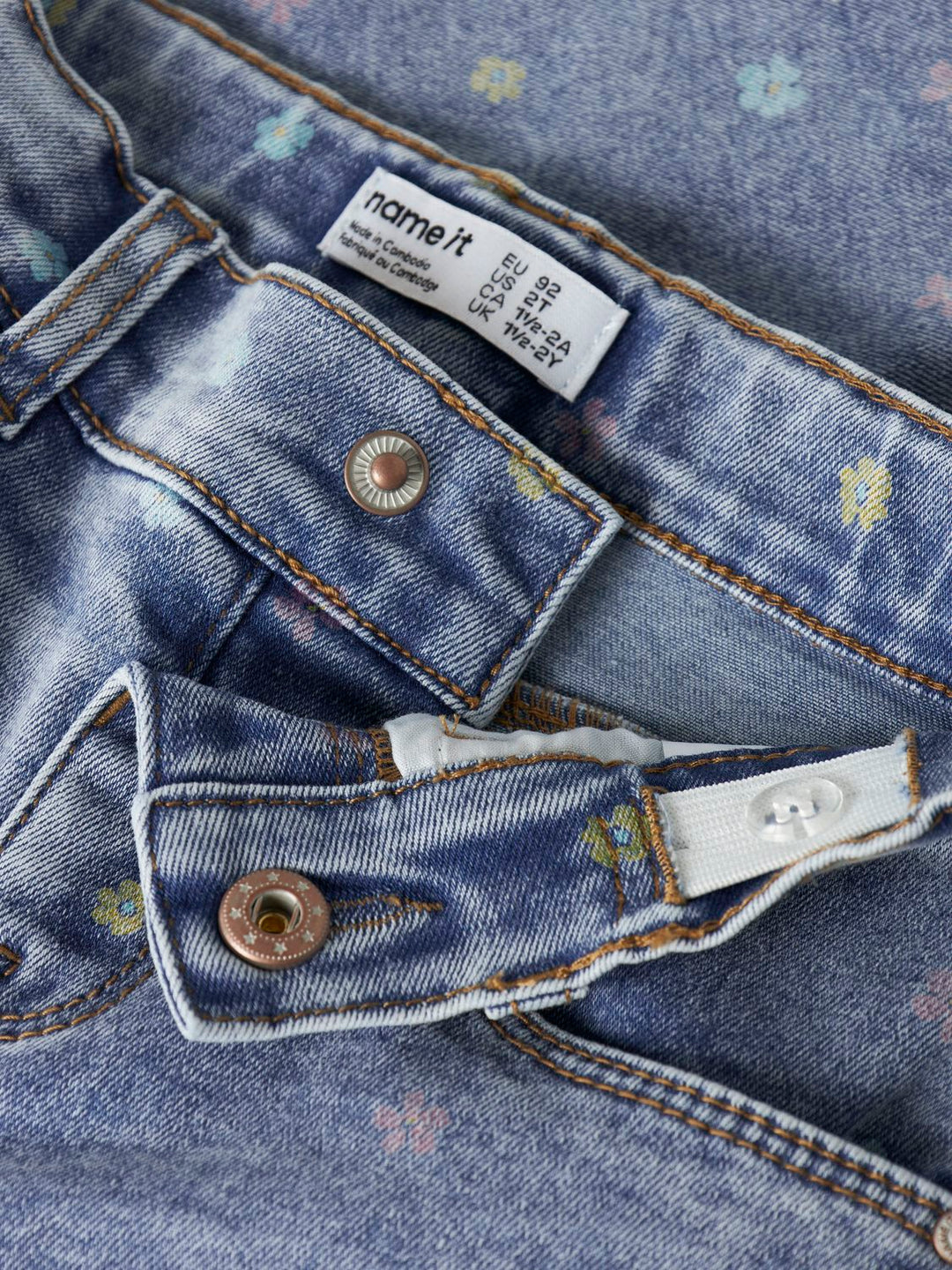 NMFBELLA MOM SHAPED JEANS