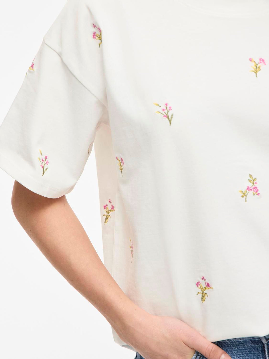 Vimonie Emb O-Neck S/s/rn