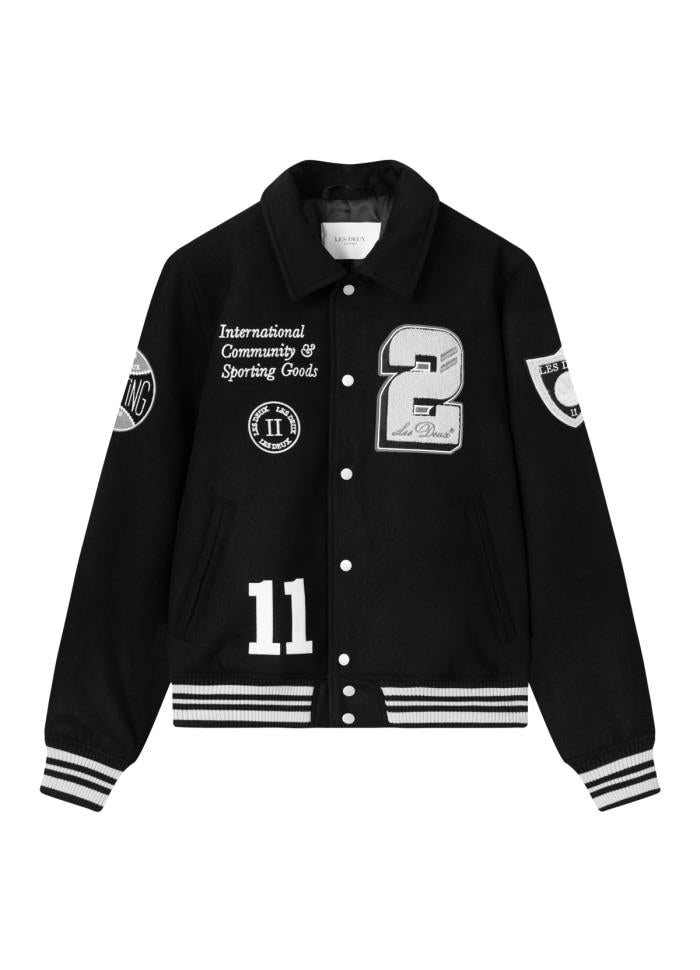 Les Deux Varsity